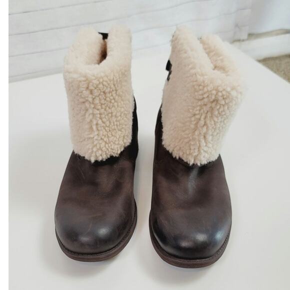 UGG ALDON STOUT WATER RESISTANT SHEARLING LINED ANKLE BOOTS IN BROWN, SZ 8 - Picture 3 of 16